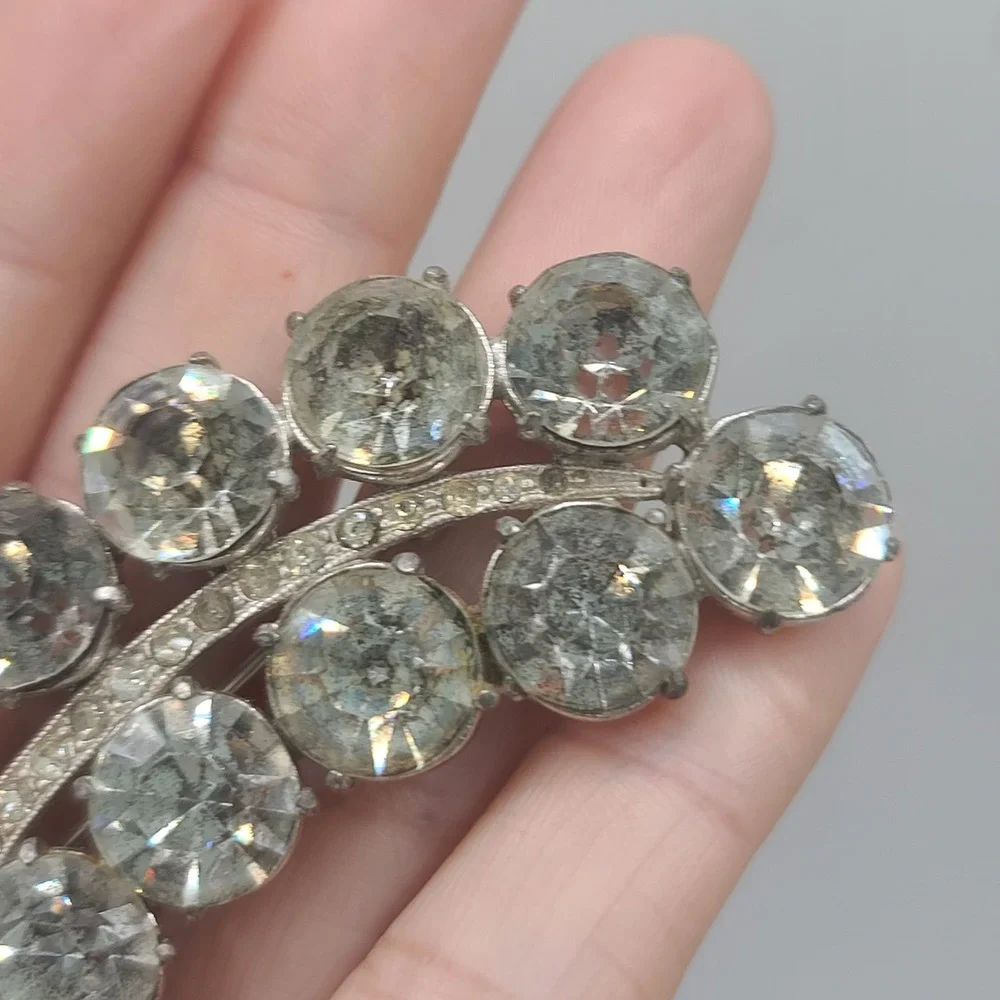 Vintage Rhinestone Brooch Silver Tone Large‎ Heavy - Picture 7 of 13
